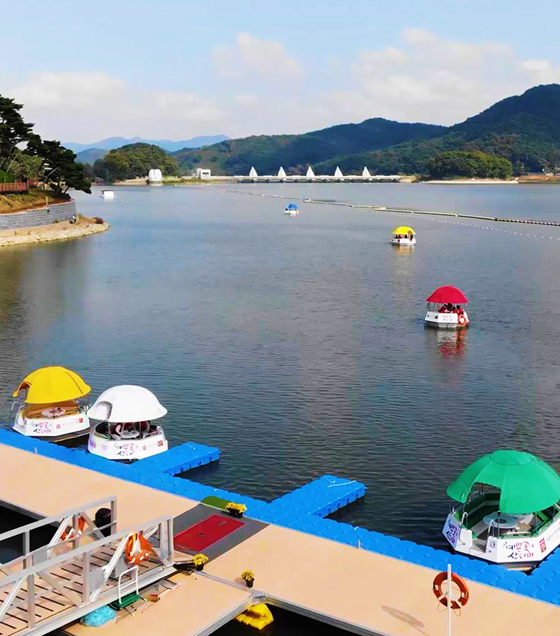 예당호 무빙보트