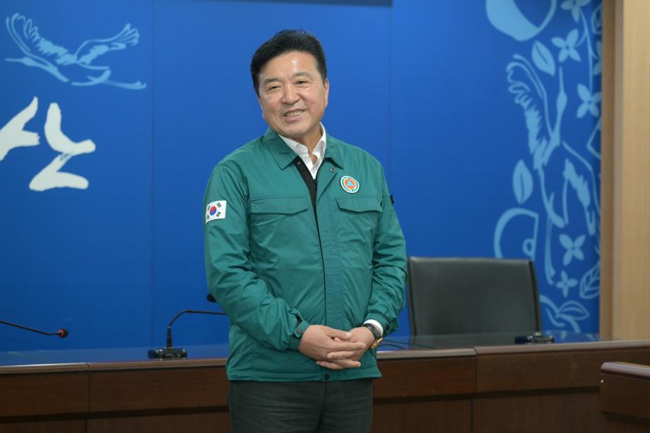 위원 위촉 (2) 이미지