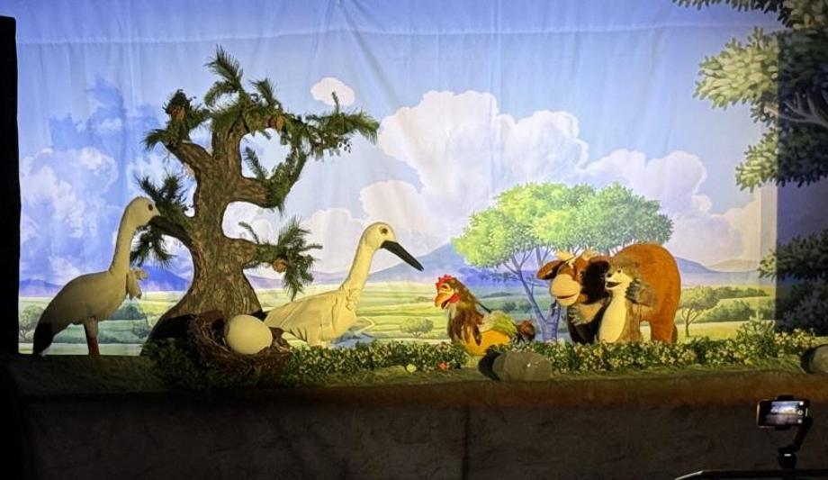 인형극 공연 모습 이미지