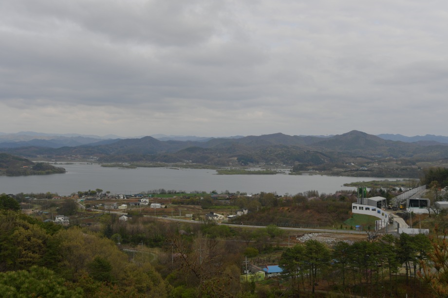 봉수산 휴양림에서 바라본 예당호 풍경 이미지