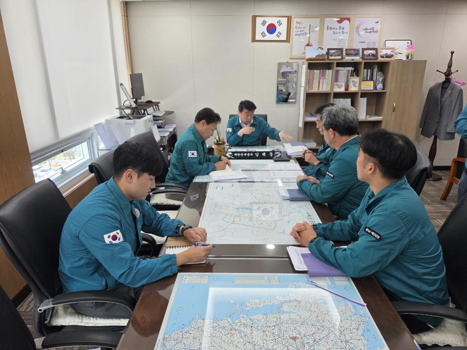 폭염경보 발효에 따른 상황판단회의 개최 모습 이미지