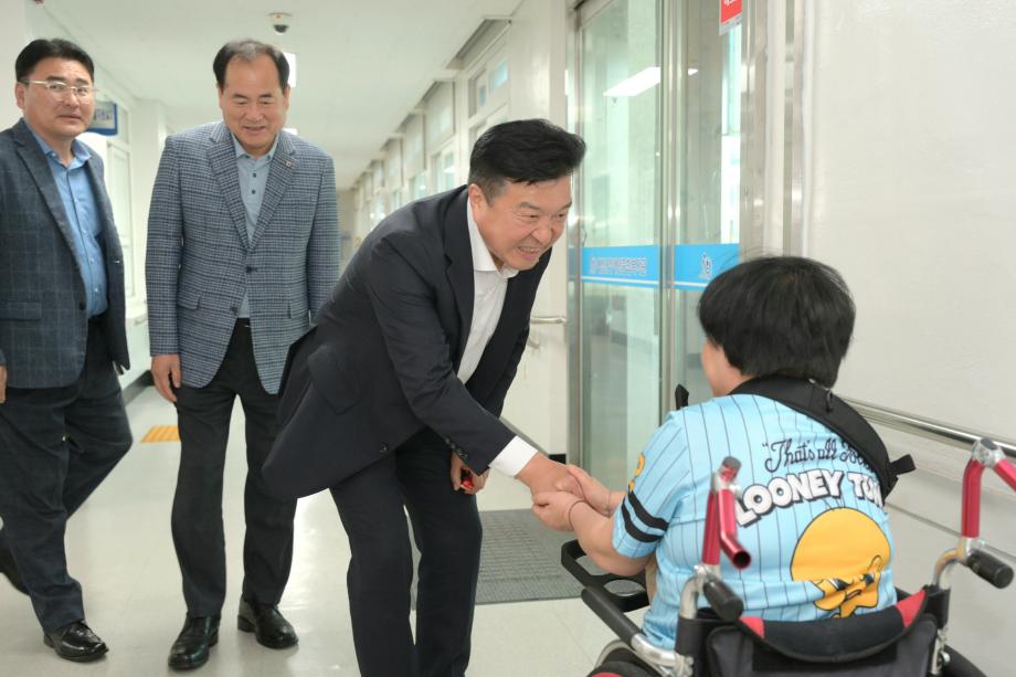 5.사회복지시설 위문 이미지