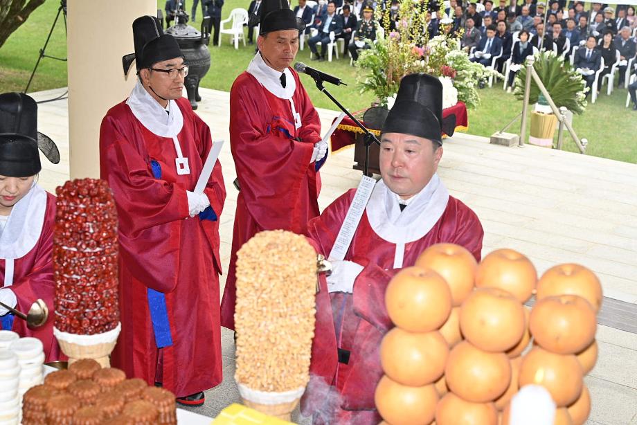 윤봉길의사 상하이의거 제92주년 다례행사 이미지