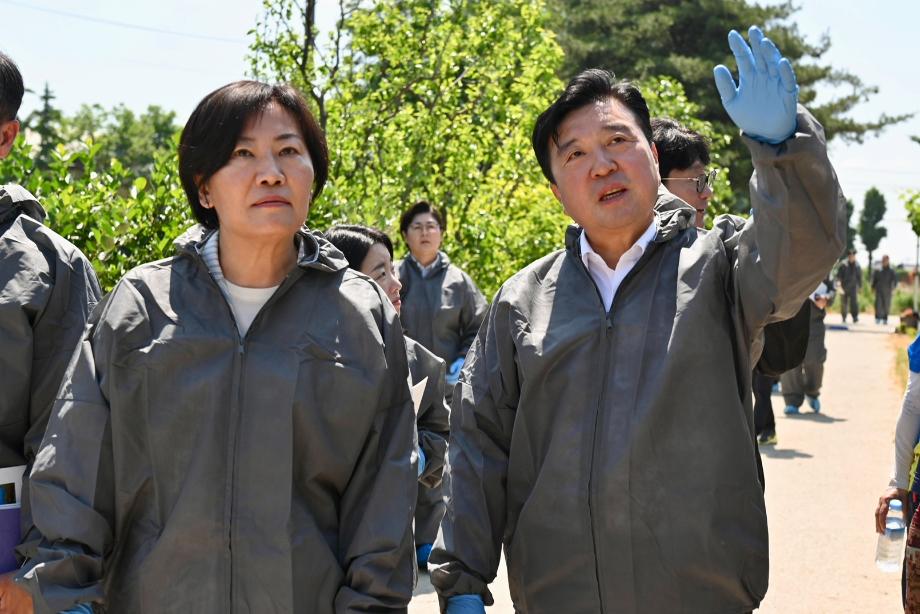 송미령 농림부 장관 과수 생육상황 점검 현장방문 이미지