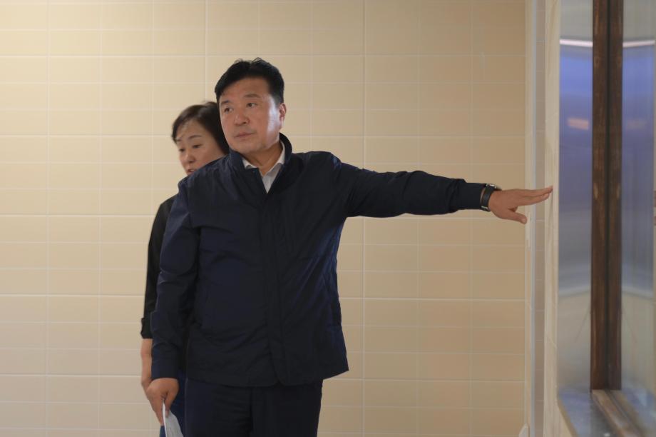 예산시장 오픈스페이스 공사현장 방문 이미지