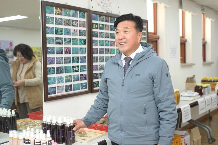엄마줌마 알뜰장터 행사 이미지