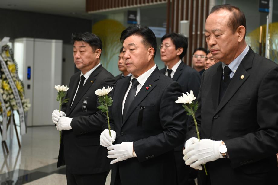 제주항공여객기사고 충청남도 합동분향소 조문 이미지
