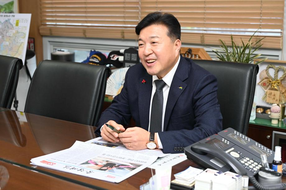 충청매일 인터뷰(정신수 국장) 이미지