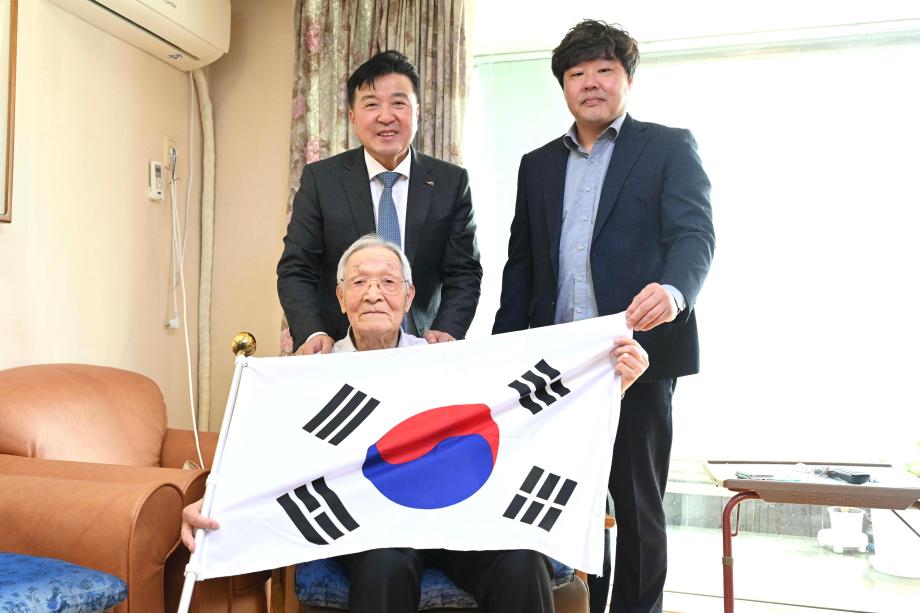 저소득 보훈가족 밑반찬지원대상자 방문 이미지