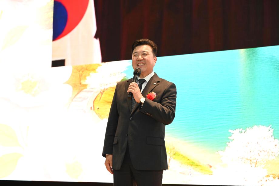 예산읍 제53회 어버이날 기념행사 이미지