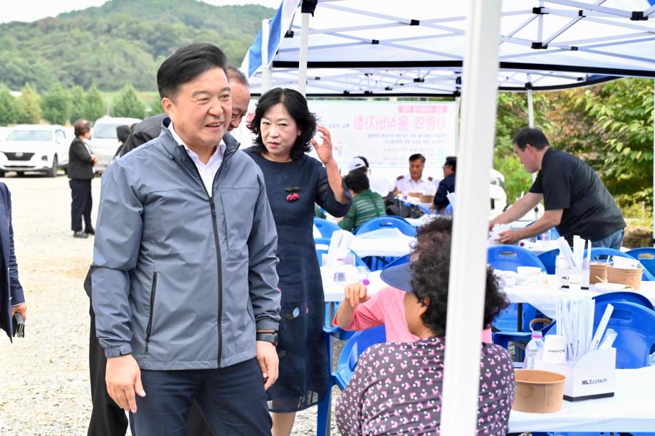 구세군 탄방영문 수해복구을위한 사랑의 음식바자회 이미지
