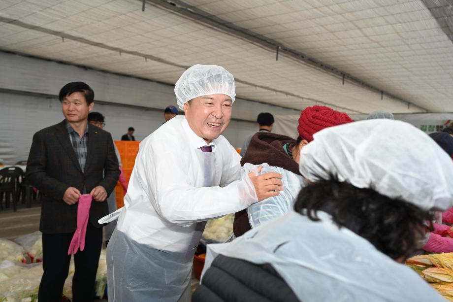 예산중앙농협 김장행사 이미지
