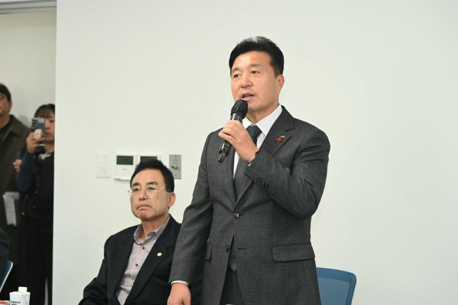 충남 시군의회의장협의회 이미지