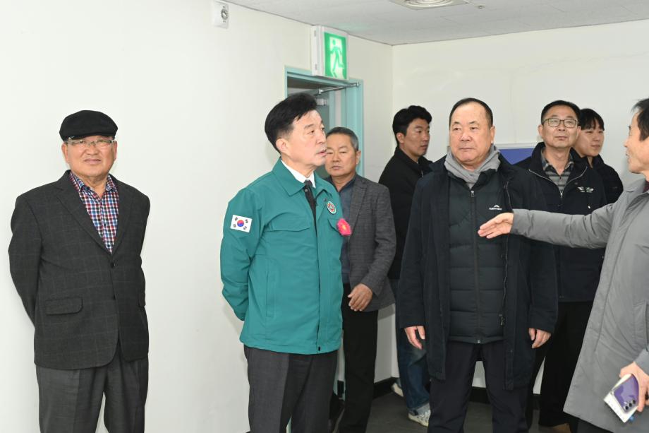예산군 체육회관 건립공사 현장방문 이미지