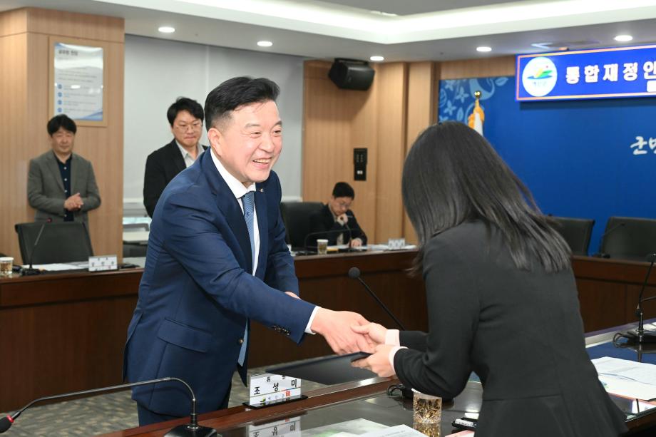 결산안 심의 (3) 이미지