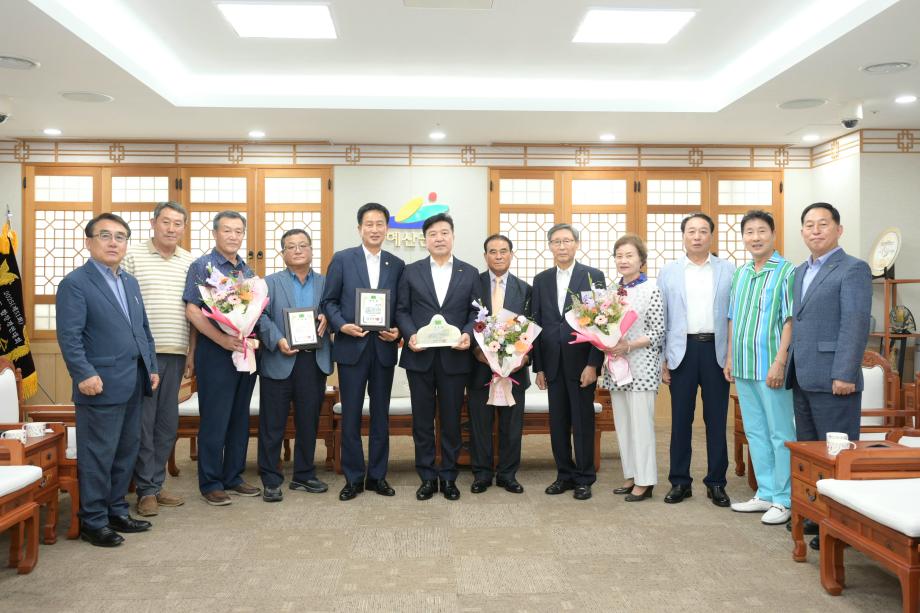 재경향우회내 신양면향우회 임원 내방 이미지