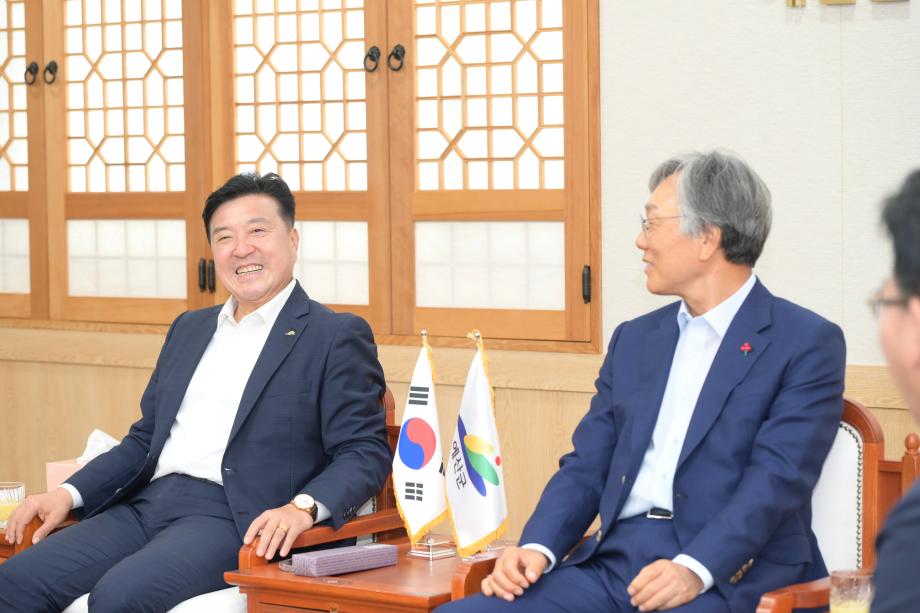 충남사회복지공동모금회 내방 이미지