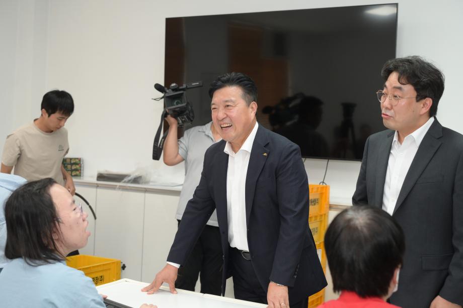 추석 명절 사회복지시설 위문 이미지