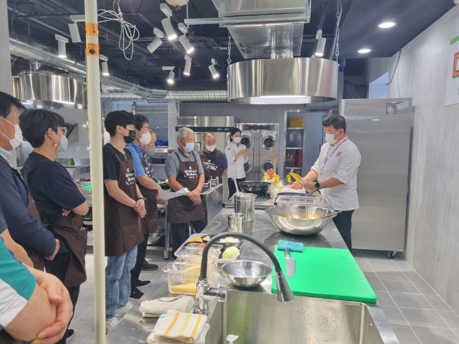 예산군 신활력창작소, 관내 외식업자 대상 첫 시범운영! 이미지