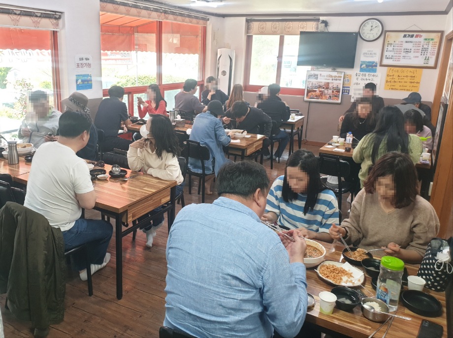 예산군, ‘먹방’ 성지로 “들썩들썩”… 봄맞이 방문객 가득 이미지