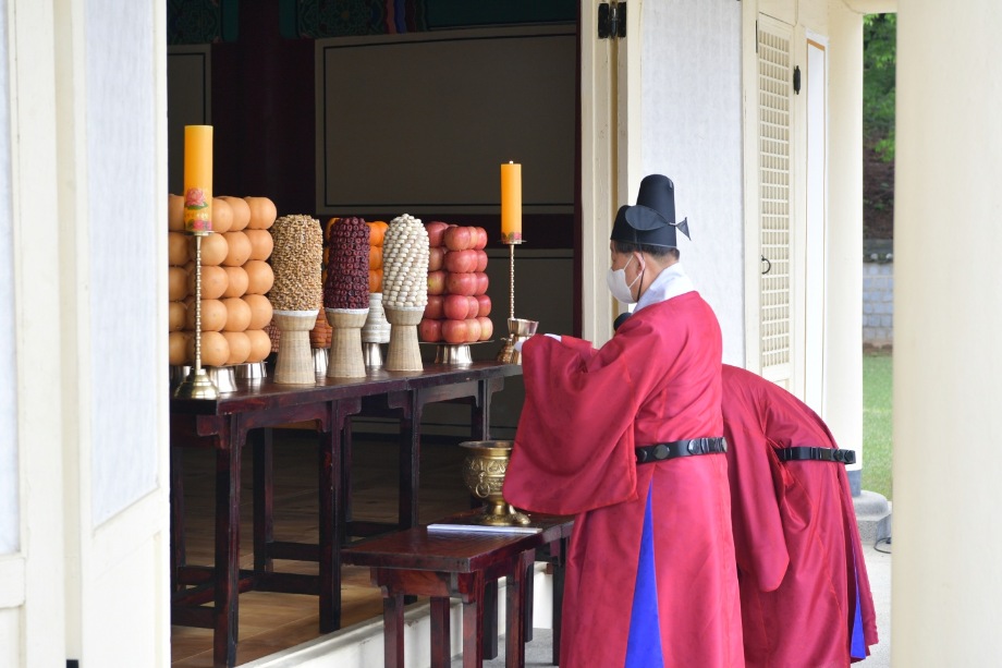 예산군, 매헌 윤봉길 의사 상해 의거 제90주년 기념 다례행사 개최 이미지