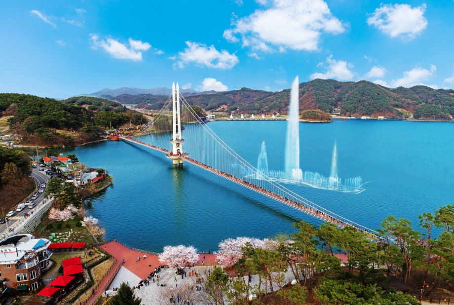 예산군, 올해 4월 관광객 지난해 4월 대비 37만명 증가한 총 125만명 방문! 이미지
