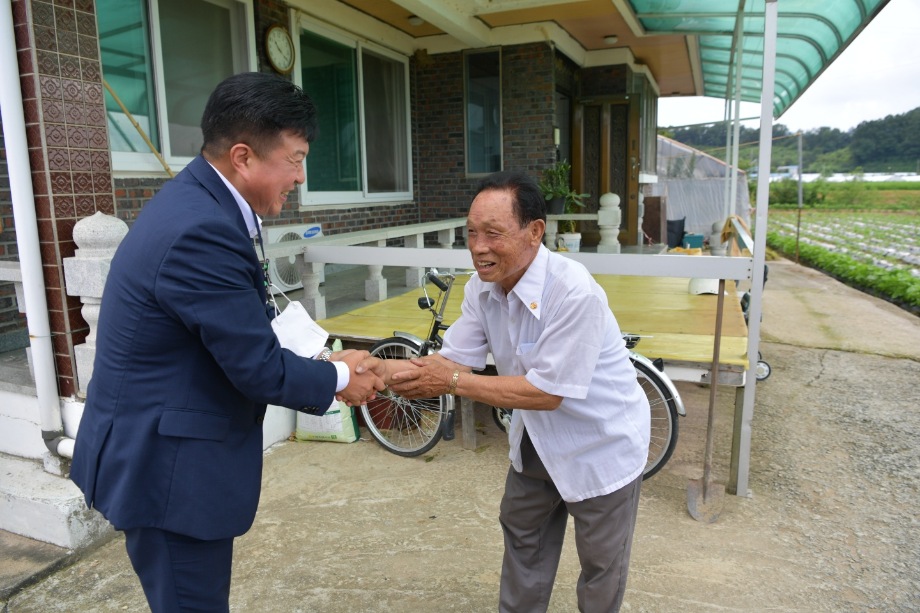 제77주년 광복절기념 독립유공자 유족 위문 이미지
