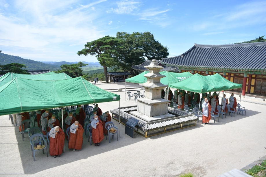 수덕사 인곡당 법장대종사 17주기 추모다례 이미지