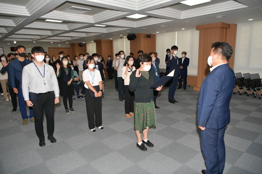 임용장 수여 이미지