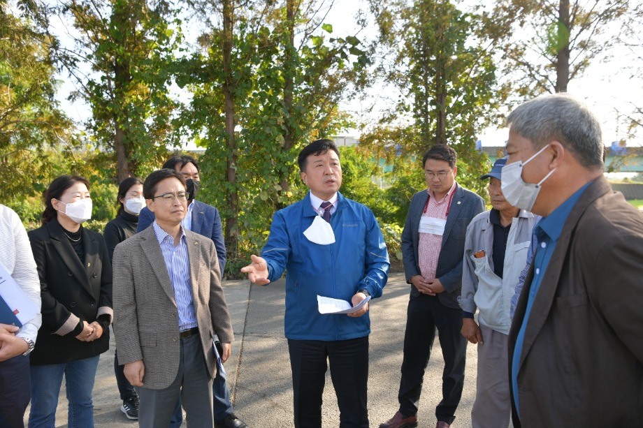 가축분뇨공동자원화센터 방문 이미지
