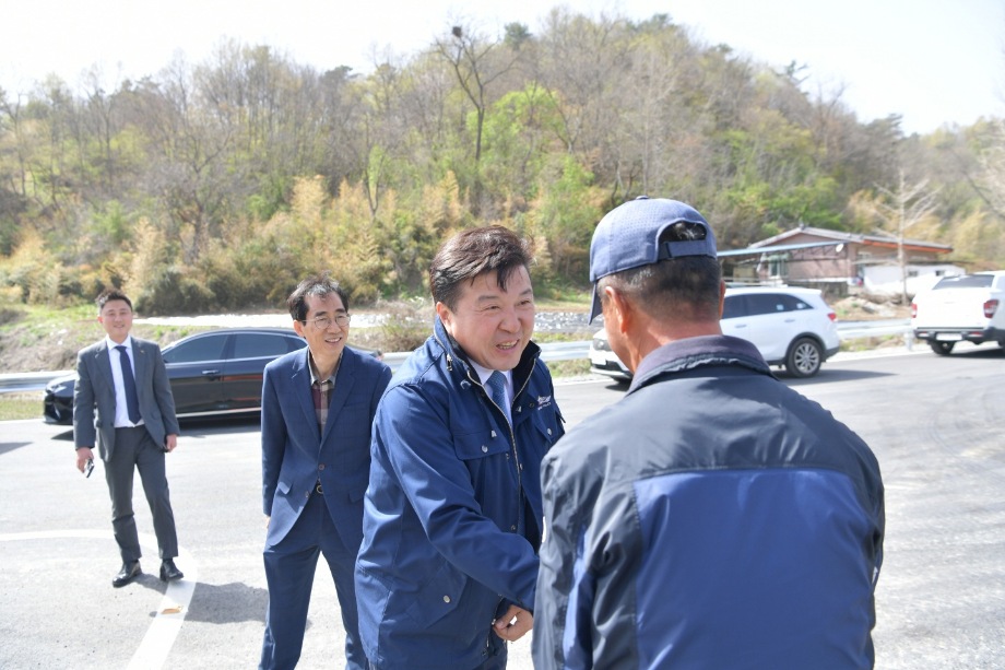 화천~이티간 농어촌도로 확포장사업 현장방문 이미지