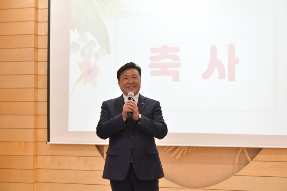 가족100세 건강대학 입학식 이미지