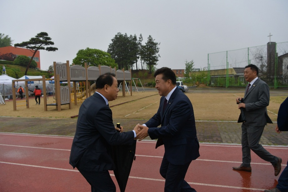 윤봉길의사배 축구대회 개회식 이미지