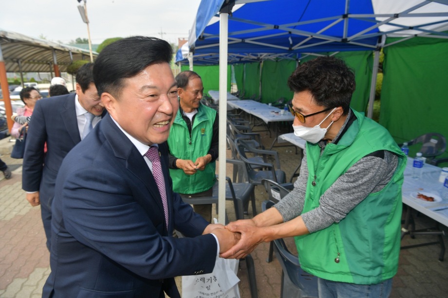 고덕면 제51회 어버이날 기념행사 이미지