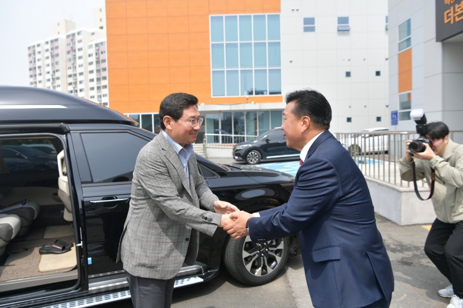 이상일 용인시장 방문 이미지
