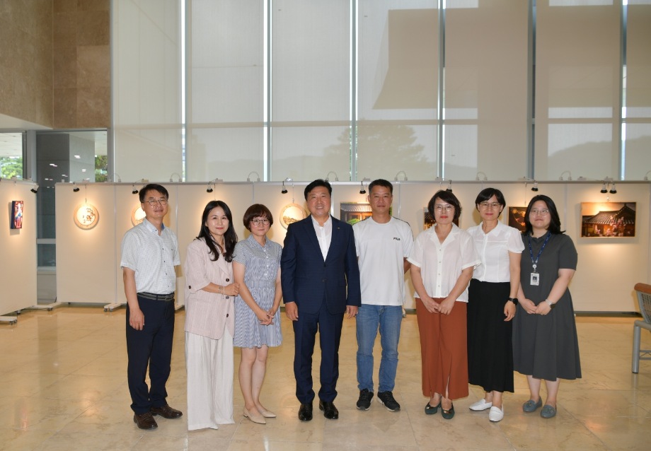 예술잇(it)다(多) 기획전시 「2023 예산 10경으로의 초대」 이미지