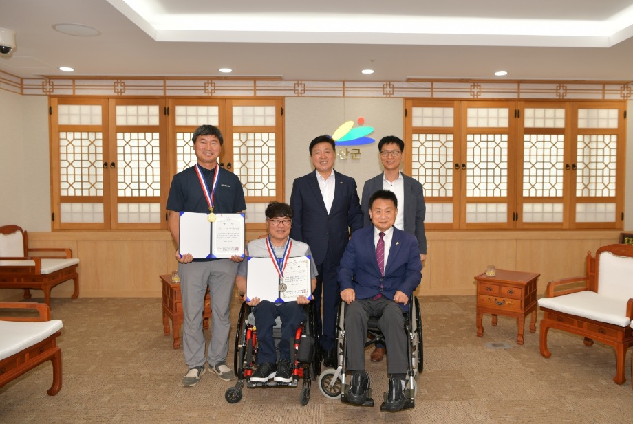 2023 충남장애인기능경기대회 수상자 격려 이미지