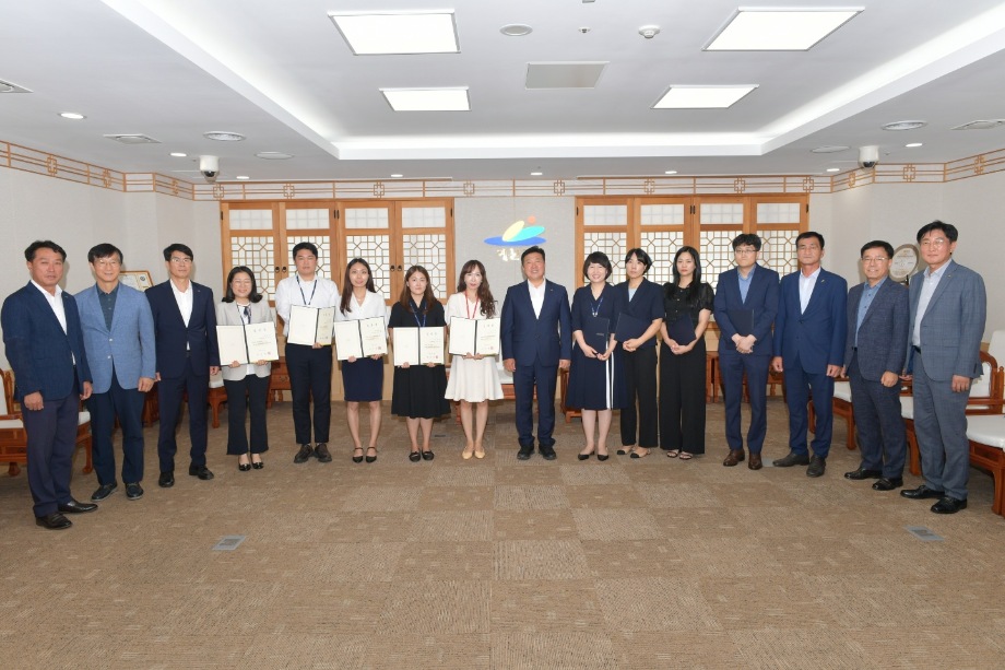 도 전출·계획인사교류자 임용장 수여식 이미지