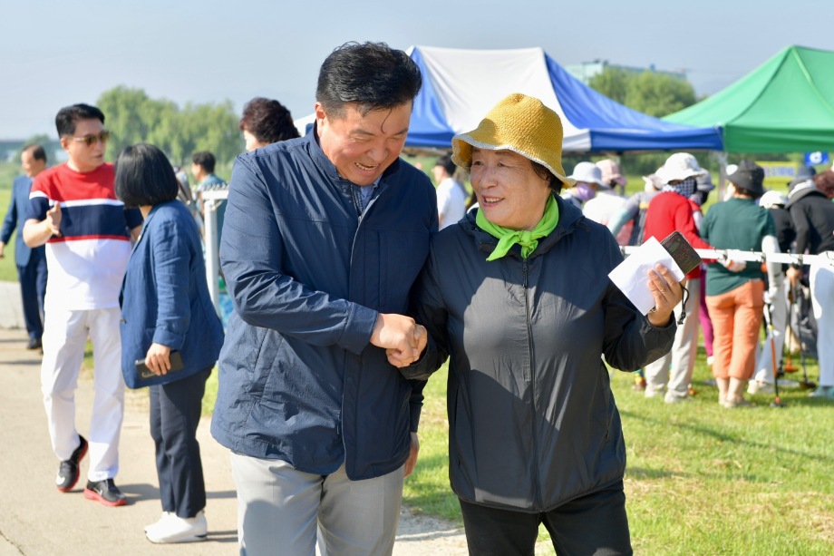 제2회 예산군 여성 파크골프회원 단합대회 이미지