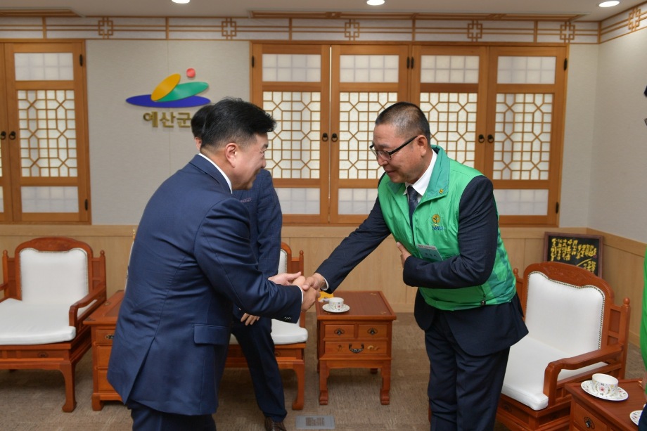 고향사랑기부 상호 기탁식(예산·아산 새마을회) 이미지