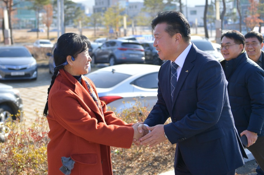예산성당 미사 이미지