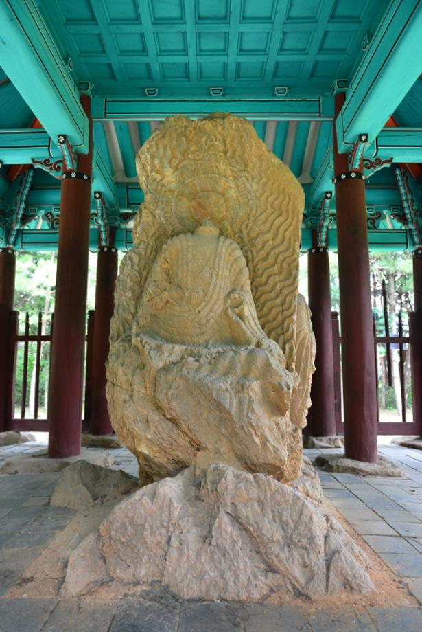 예산 화전리 석조사면불상 대표사진
